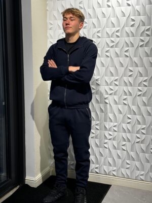 WhatsApp Image 2024-12-01 at 11.20.27 (1)